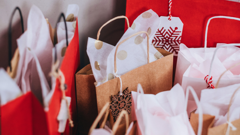 Still Shopping? Great Spots in St. Louis for Last-Minute Holiday Gifts | RedKey Realty Leaders